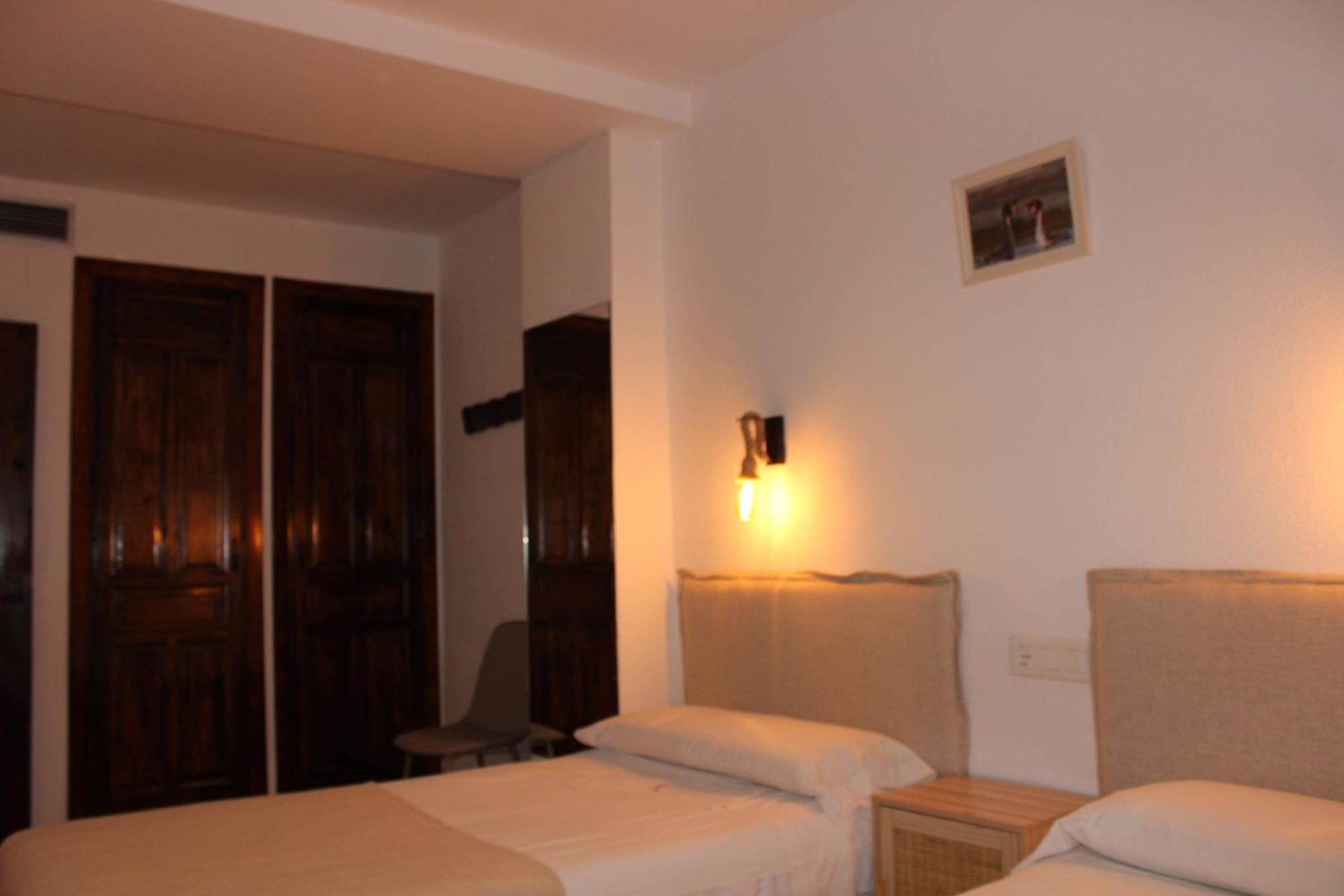 Apartamentos De Astroturismo La Canada Torrejón el Rubio Extérieur photo