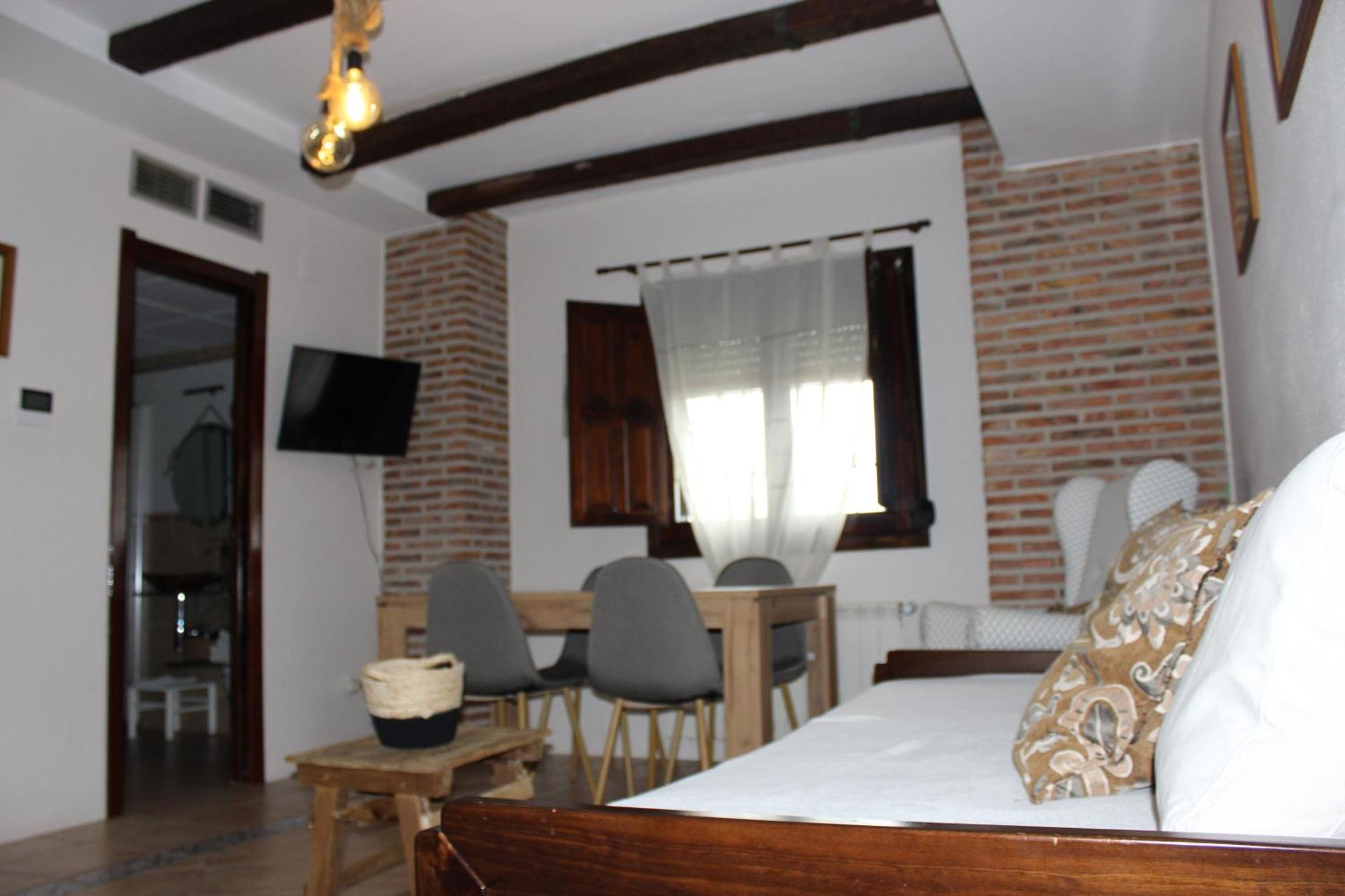 Apartamentos De Astroturismo La Canada Torrejón el Rubio Extérieur photo